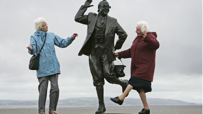 Happy Old Ladies!!.JPG